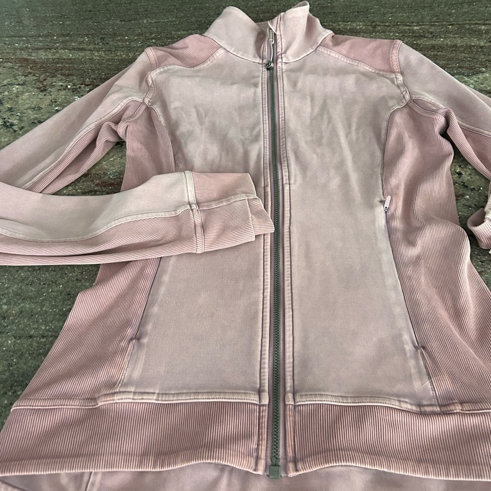 Lululemon Cut Class Jacket Washed Antoinette size 6